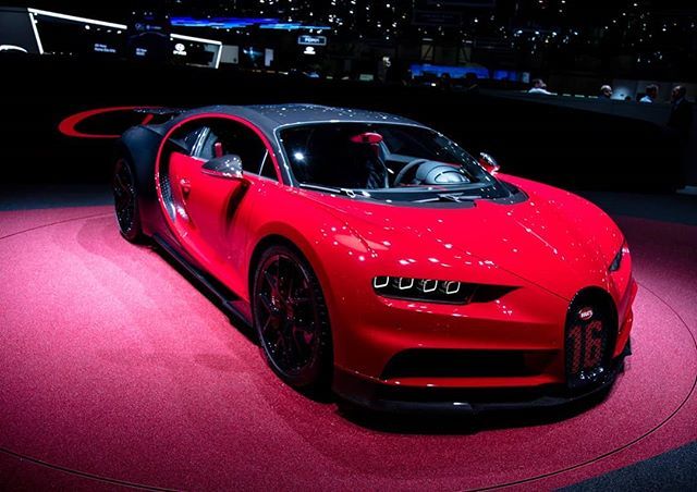1000hp_hypercar's tweet photo. The first one of thousands versions of Bugatti #Chiron at #geneve2018 #GIMS 
SMASH THAT LIKE BUTTON

FOLLOW: @1000hp_hypercar

#audi #supercar #performance #lexus #megacar #one-off #oneoff  #luxurycar #roadster #1000hp_hypercar #hypercar  #mustang  #musc… https://t.co/Bo8CoWQLmu https://t.co/im67ZAYkCR