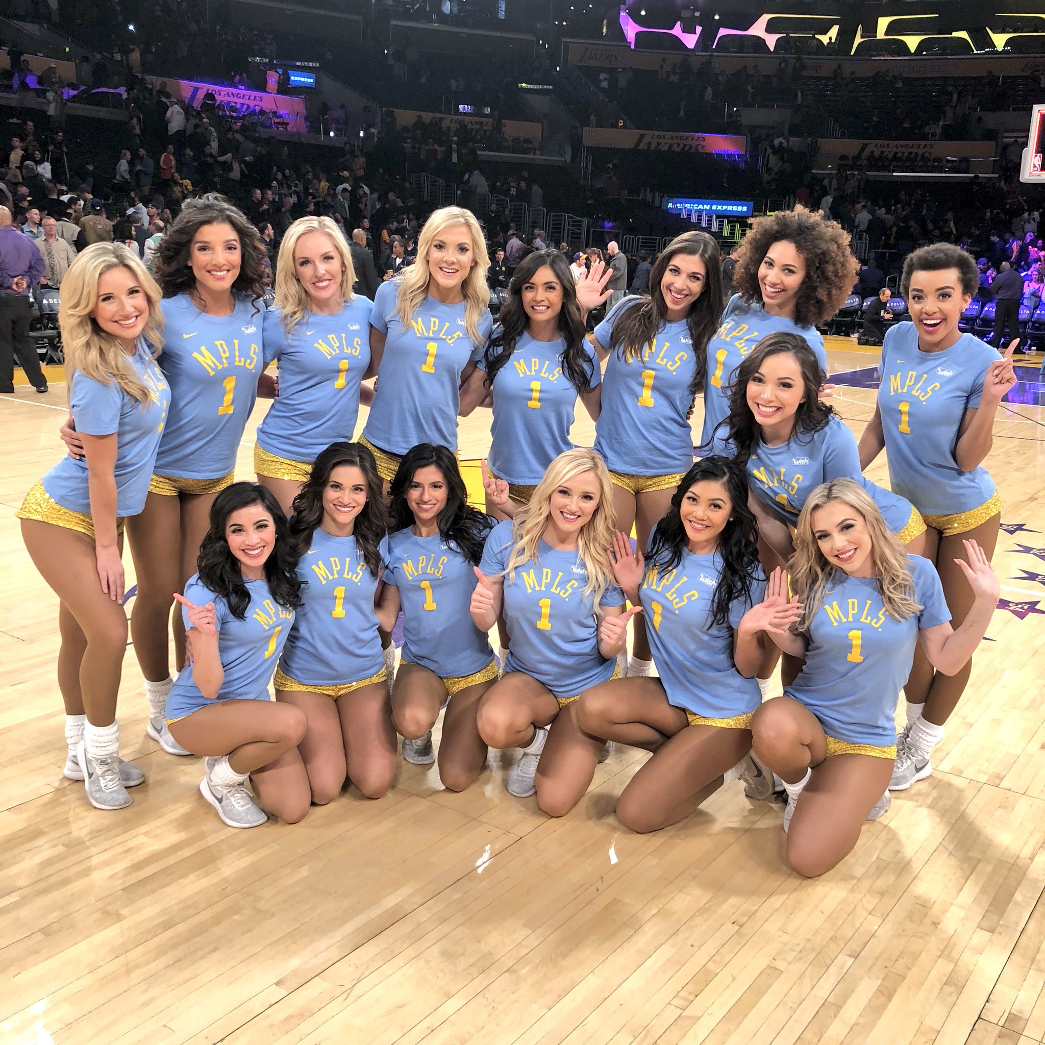Am Ticketmaster Lakers - 4rniyyj