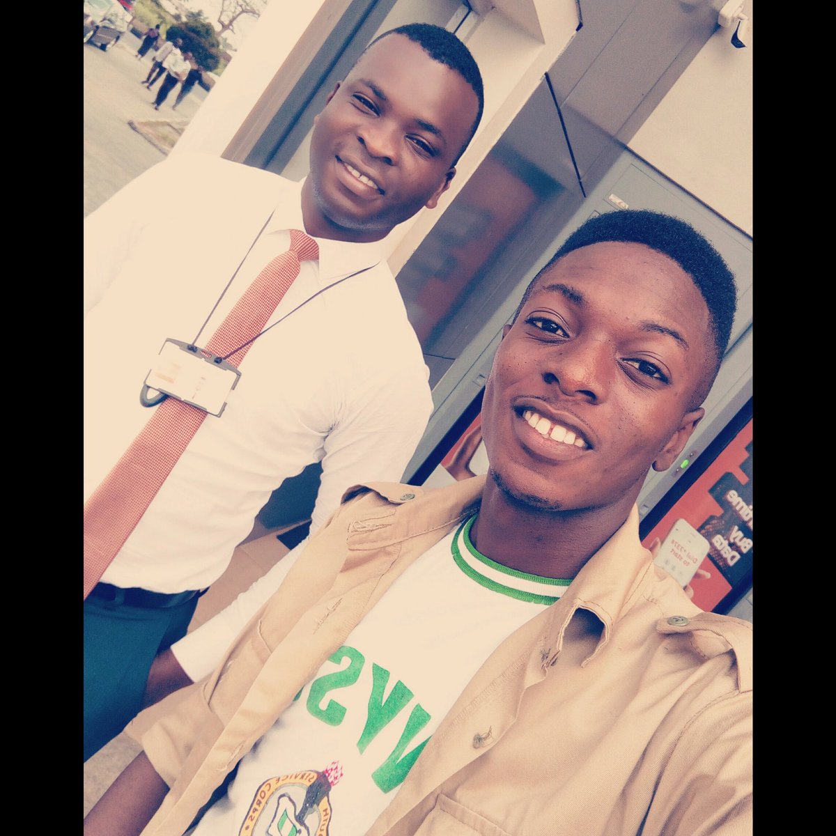 _HenryAdams's tweet photo. Visited @gtbank Bayelsa State.They said they love my open mic freestyle'Follow the Ladder'
The video went viral #HenryAdams #followtheladder https://t.co/7TsGvb4J2Z