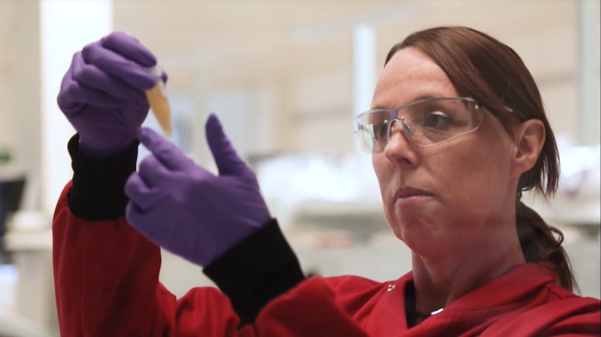 Happy #InternationalWomensDay to all our inspiring women partners, physicians and patients.  We are transforming clinical cancer care - together #liquidbiospy #invision