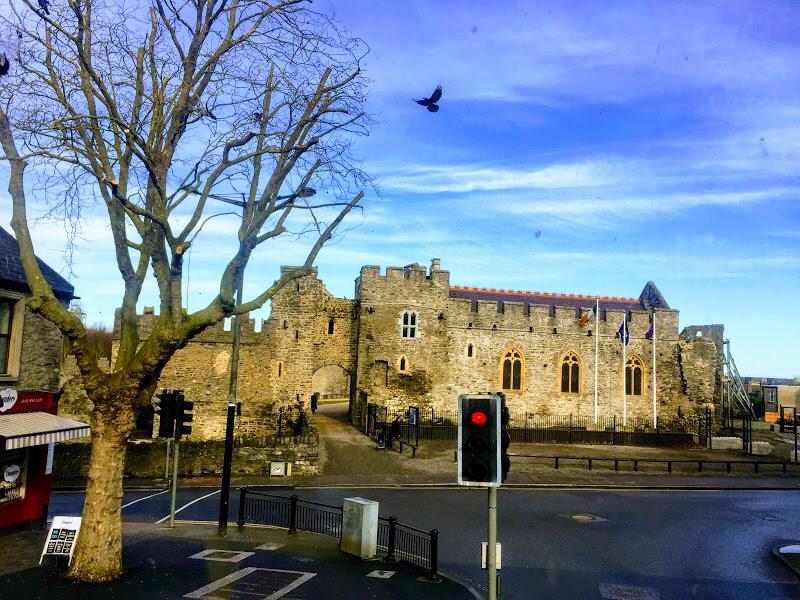 Sometimes we don't see the beauty that's right beside us.
#Knowyourarea #SwordsCastle #home #realestate