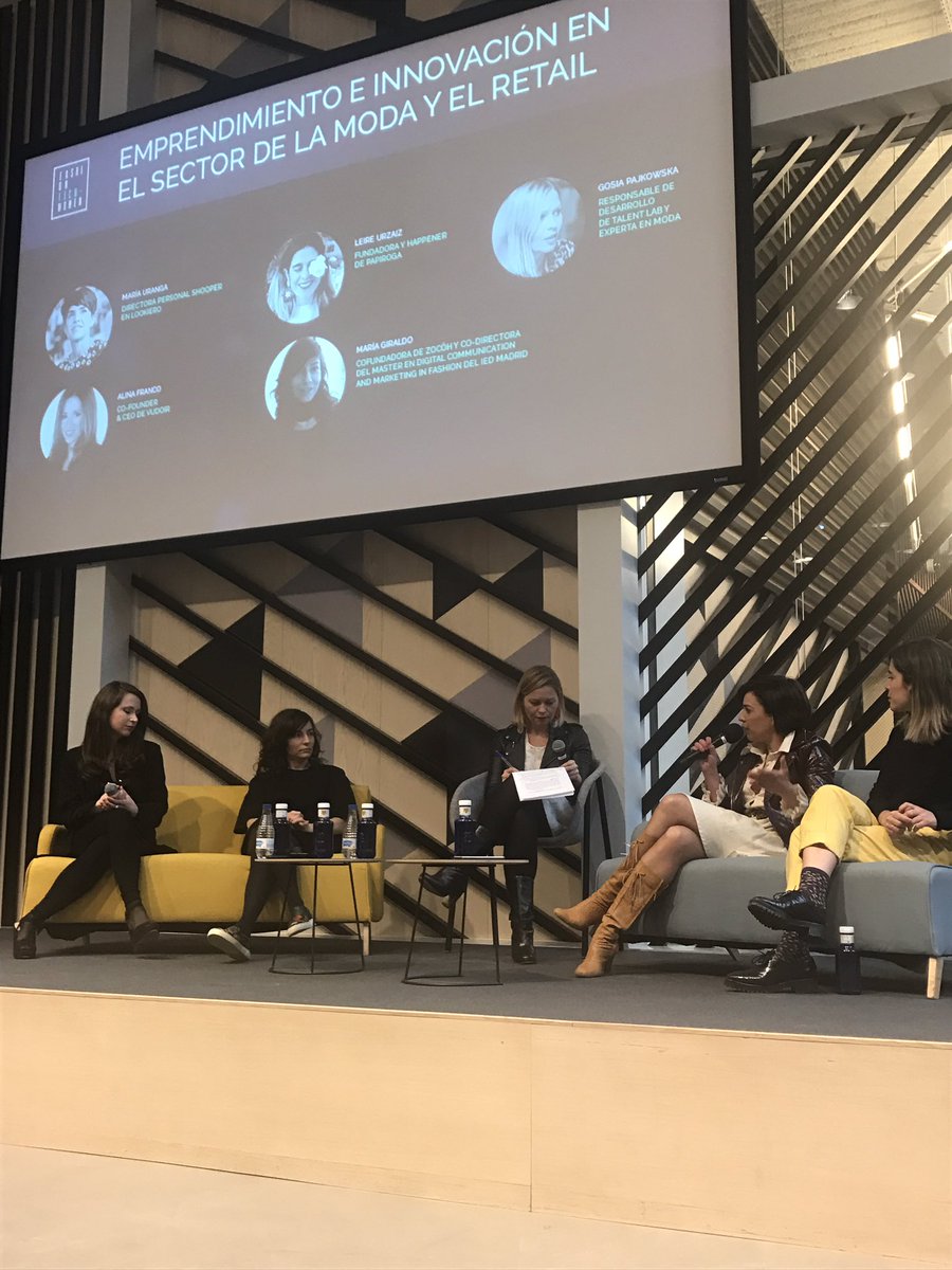 LaunchmetricsSP's tweet photo. Hablando del emprendimiento e innovación en #FashionTechWomen con @Payko del @IEDMadrid, Alina Franco de @vudoir, Leire Urzaiz de @papiroga, María Giraldo de @zocohworld y María Uranga de @lookiero https://t.co/rzEK8tXGfu