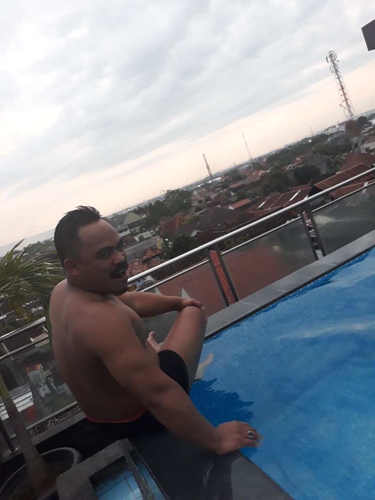 ujggrahmat69's tweet photo. ready kembali open mix massage dengan paduan berbagai teknik pelenturan massage full body open bo 08~12 maret 2018 @danijakarta2014 @Dadbosco @CanduPijat @luckypoin7 @fjr_Pijaddict @arjunairengbear @PijatBagus @BaliPakde @solusipijat #pijatpanggilan #pijatpria #pijatjakarta https://t.co/sIjIP2Wdud