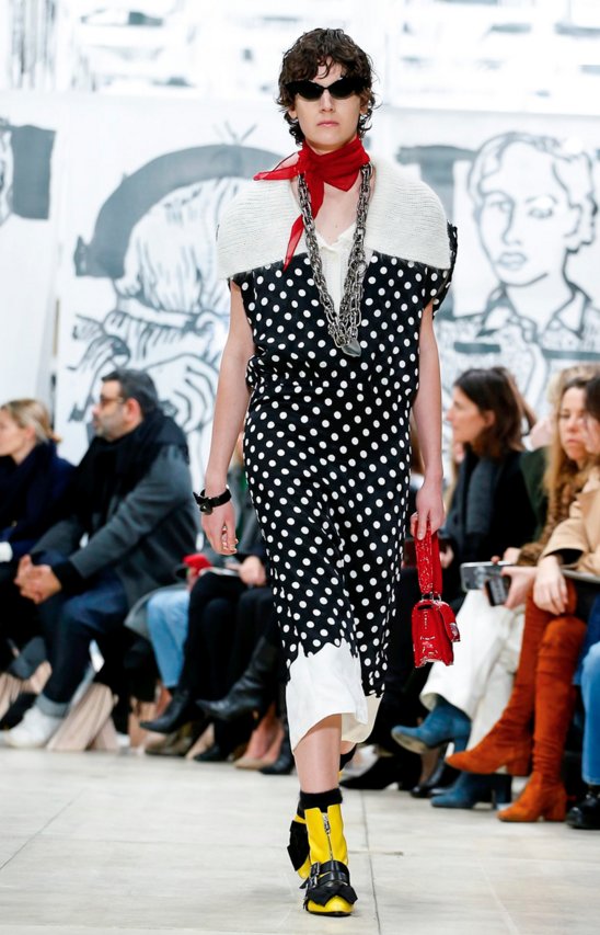 EstModels's tweet photo. Ending Paris Fashion Week with some killer shows🙌🌟💫👀🌙💛 Jamily and Maria for @BALENCIAGA , Jamiyl for @MIUMIUofficial and Anniek for John Galliano 💎 #EstablishedModels #Balenciaga #JohnGalliano #MiuMiu #Paris #FashionWeek #PFW #Fashion #Collection #AW18 #Season #Editorial https://t.co/WIPX0YlW7c