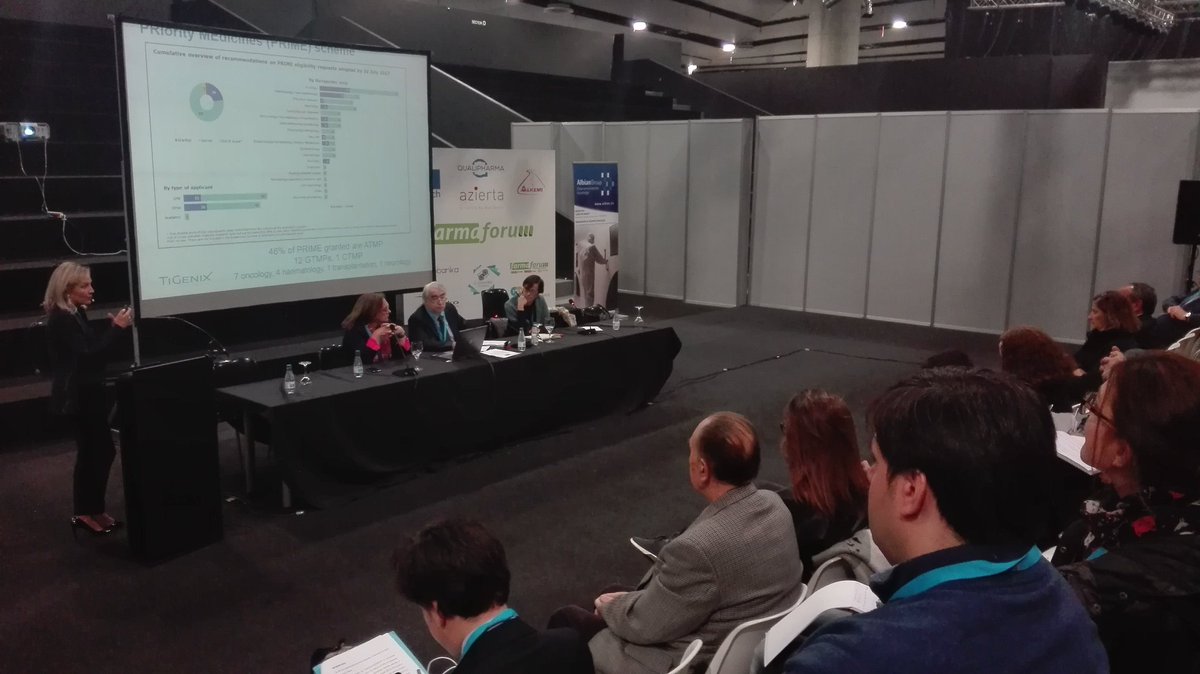 farmaforum's tweet photo. Muy interesante la #MesaRedonda de @FEBiotec sobre Terapias Avanzadas en la #IndustriaFarmacéutica con María Pascual de @tigenix, Cristina Muñoz del grupo de terapias avanzadas de la EMA y miembro de la AEMPS y Pepi Hurtado en #Farmaforum2018 https://t.co/i6nvMX2dIg