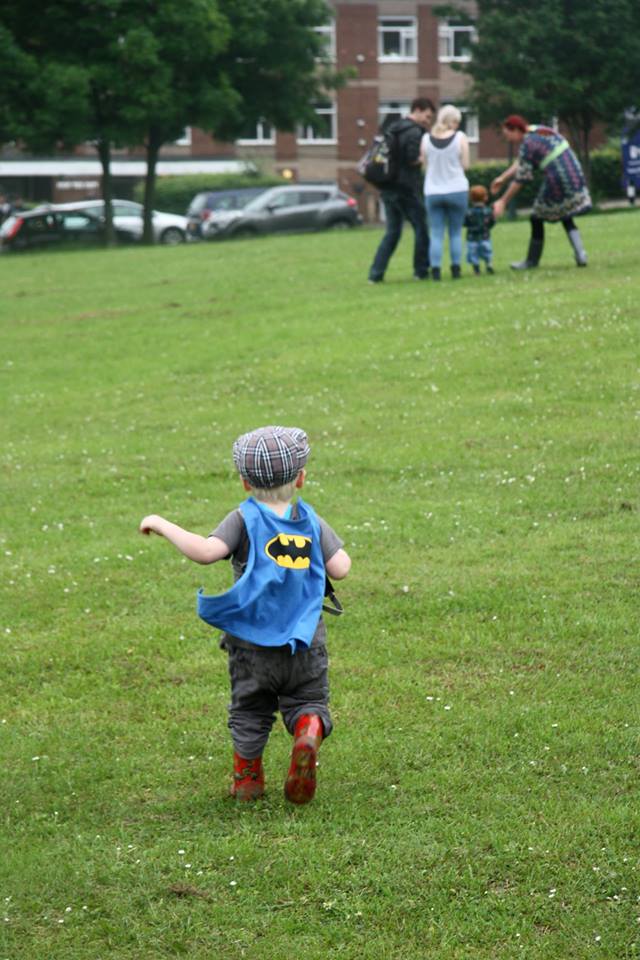 Help make <a href="/PeaceinthePark/">Peace in the Park</a> happen for 2018 and be a #sheffield superhero - donate on line here
localgiving.org/charity/peacei…

#sheffieldissuper #notallheroeswearcapes