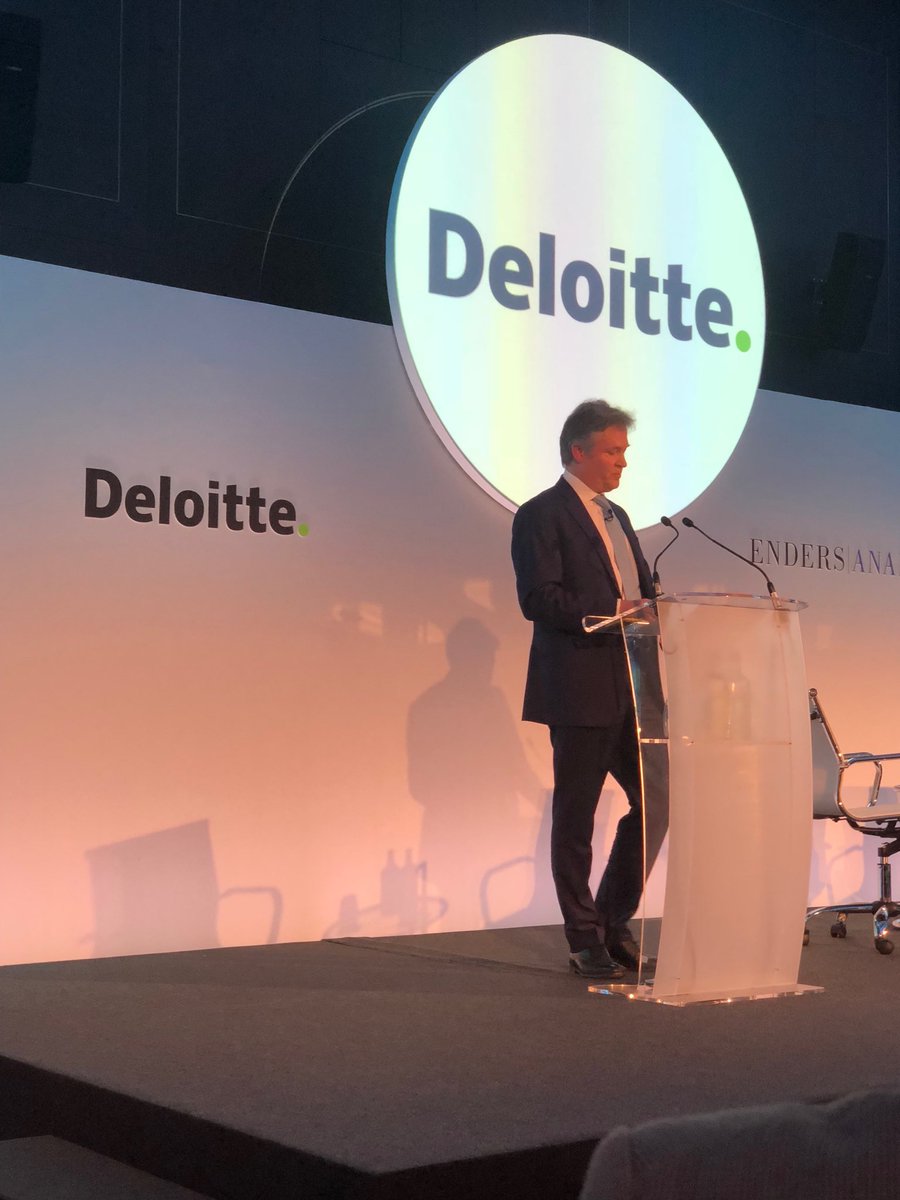 WSGosling's tweet photo. Jolyon Barker from #deloitte challenging media and telco leaders to digitise for the next generation #mediatelco2018 https://t.co/C7bxYbBWHm