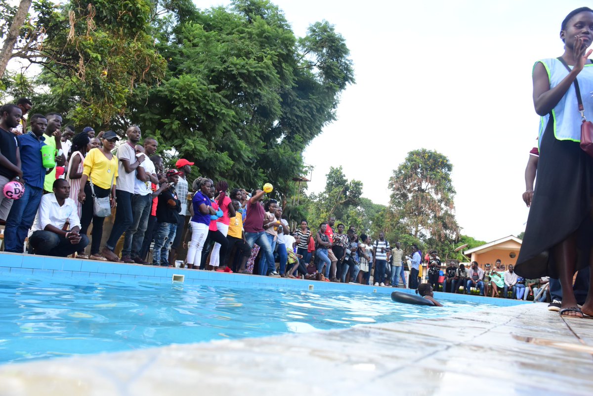 RotaryNkumba's tweet image. We came, We Saw, We Conquered, #Poolfest #TBT.....

A link to the photos 👉👉 goo.gl/5WRhGE