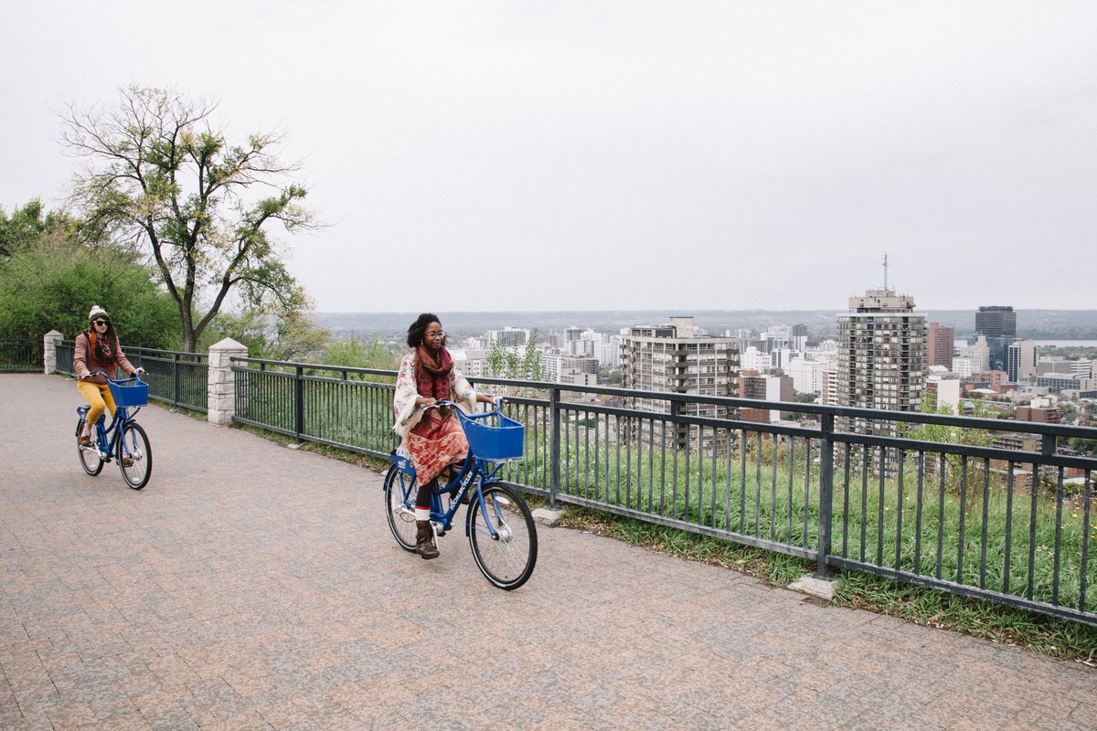 HamOntBikeShare's tweet photo. Happy #InternationalWomenDay2018! We're proud of the gender parity amongst our #bikeshare riders in #HamOnt and our boss team of women that keep the wheels  spinning. 

We want to continue building the infrastructure needed to get more women riding. https://t.co/5NITOI1uoR