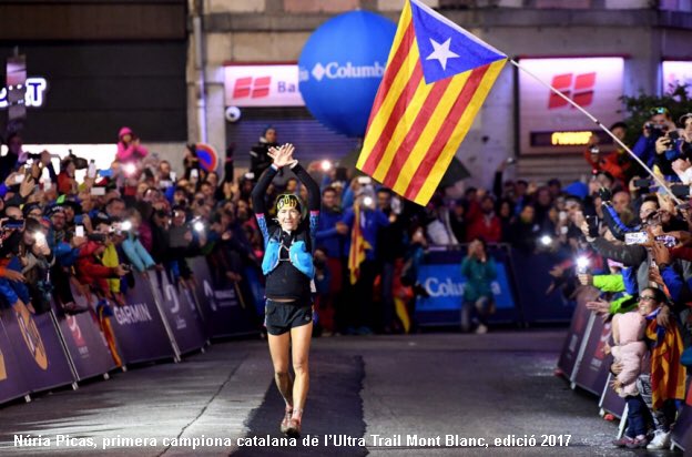 FEEC_cat's tweet photo. 🚺 La muntanya té nom de dona.
Aquestes, i totes vosaltres, sou les nostres campiones 💪🏼 

🏃🏼‍♀️ Avui, i cada dia, reivindiquem la igualtat efectiva entre homes i dones, també en el món de l’esport

#tambésomesport #DiaDeLaDona #8M #WomenDay https://t.co/rQTmbM5hd3