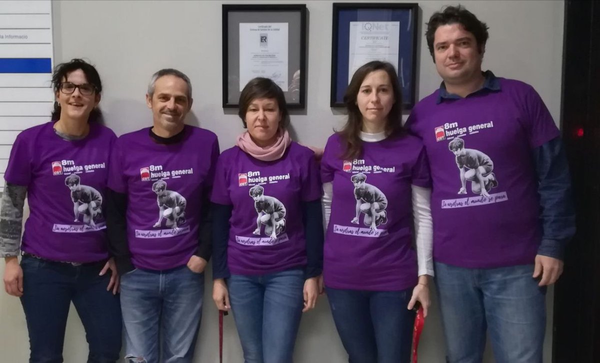 CGT's tweet photo. En el País Valencià vamos a apoyar a las compas de Emergencias 112. Hoy no podrán hacer #Huelga8MCGT pero estarán presentes. https://t.co/beMpvTfYeU