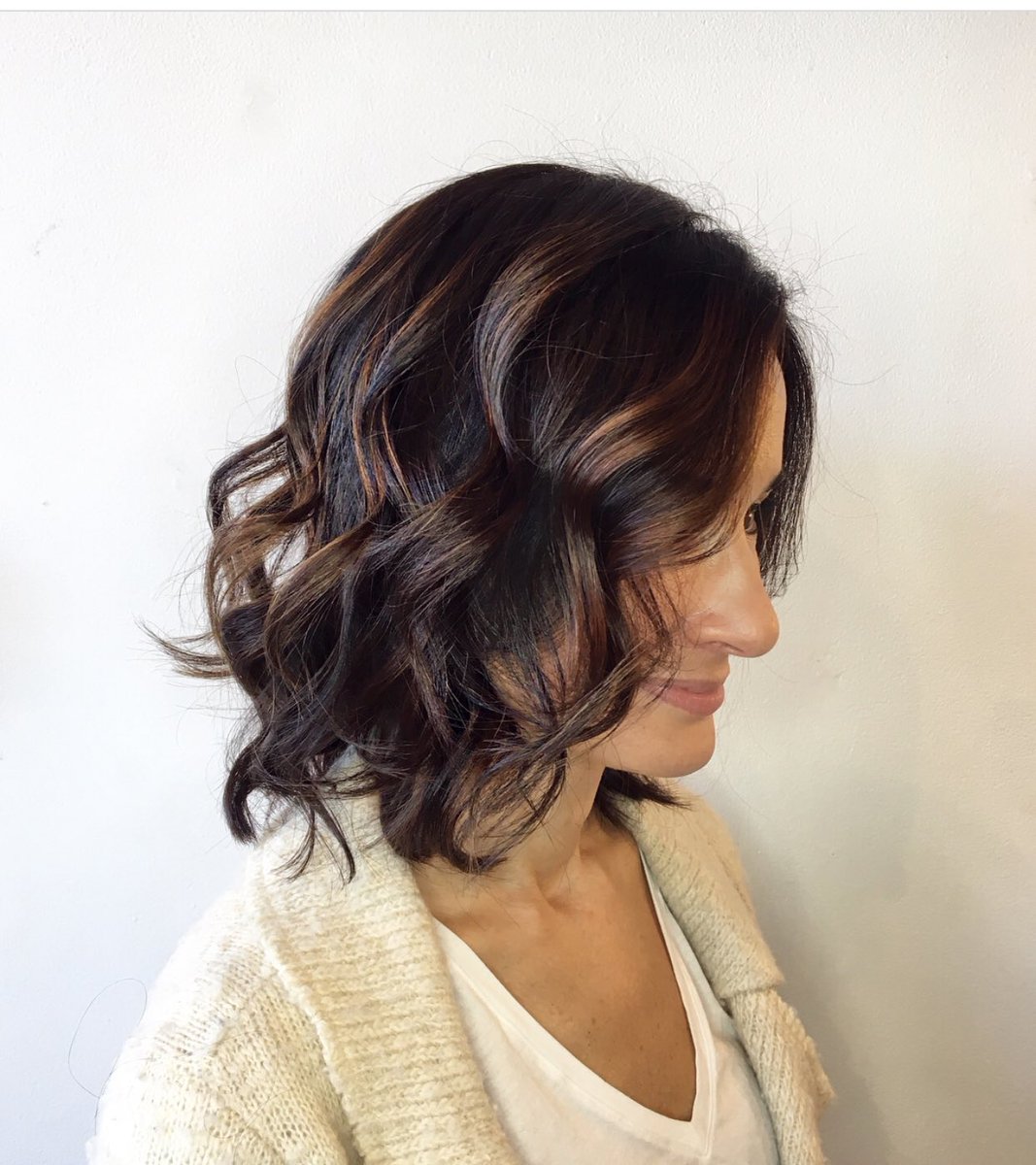 TheLocalSalon's tweet photo. Beautiful brunette with copper hilights make us feel that all is right in the world. Our girl Taylor found the perfect balance between the two colors in this one ⚖️🍂🌰 https://t.co/10lYs0T0Vq https://t.co/omUVr5bg44