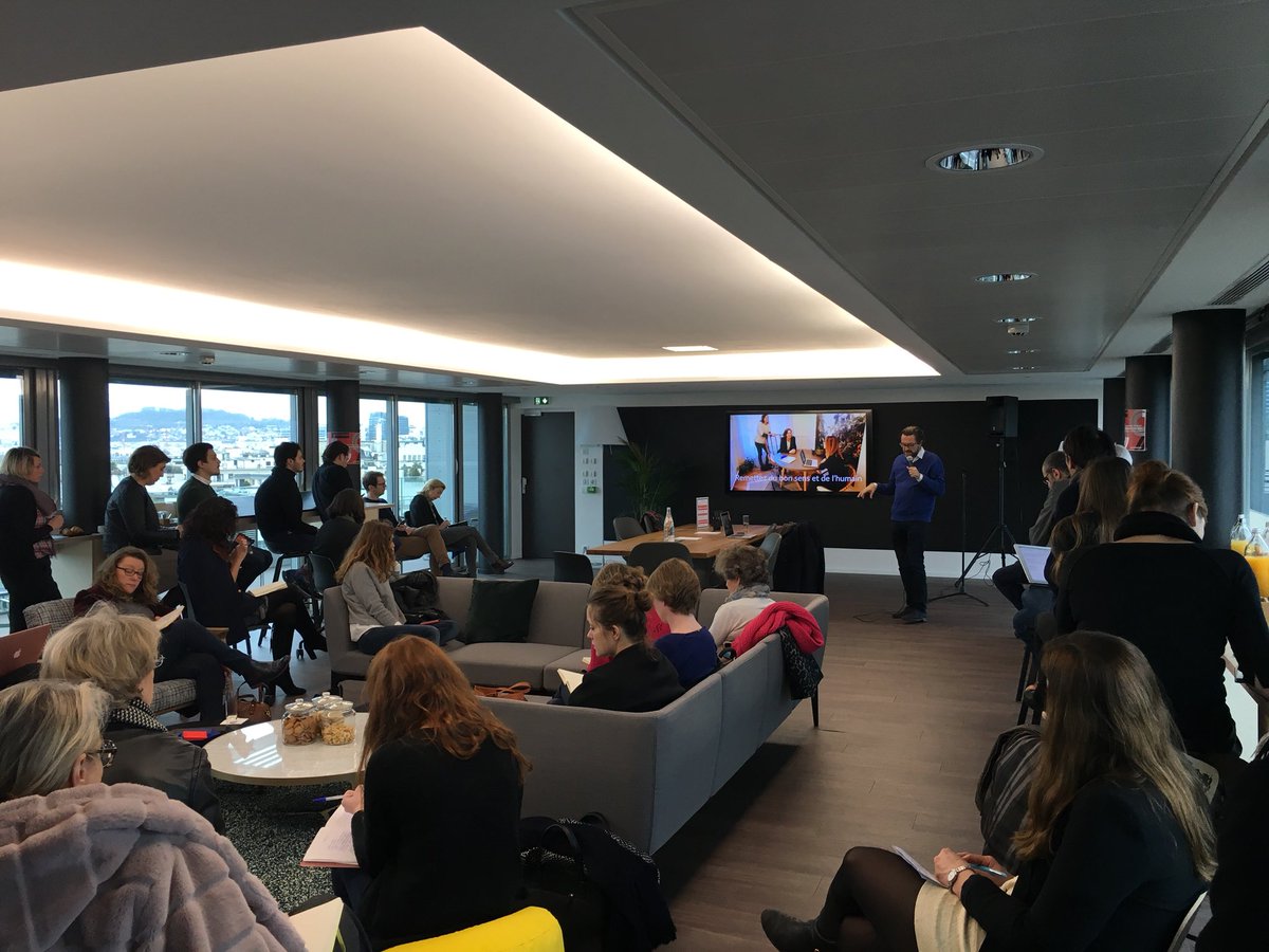 Le manager digital est quelqu’un qui doit être dans l’inspiration <a href="/Altaide_JF/">Jacques Froissant</a> #secondesk #meetup @secondesk_paris