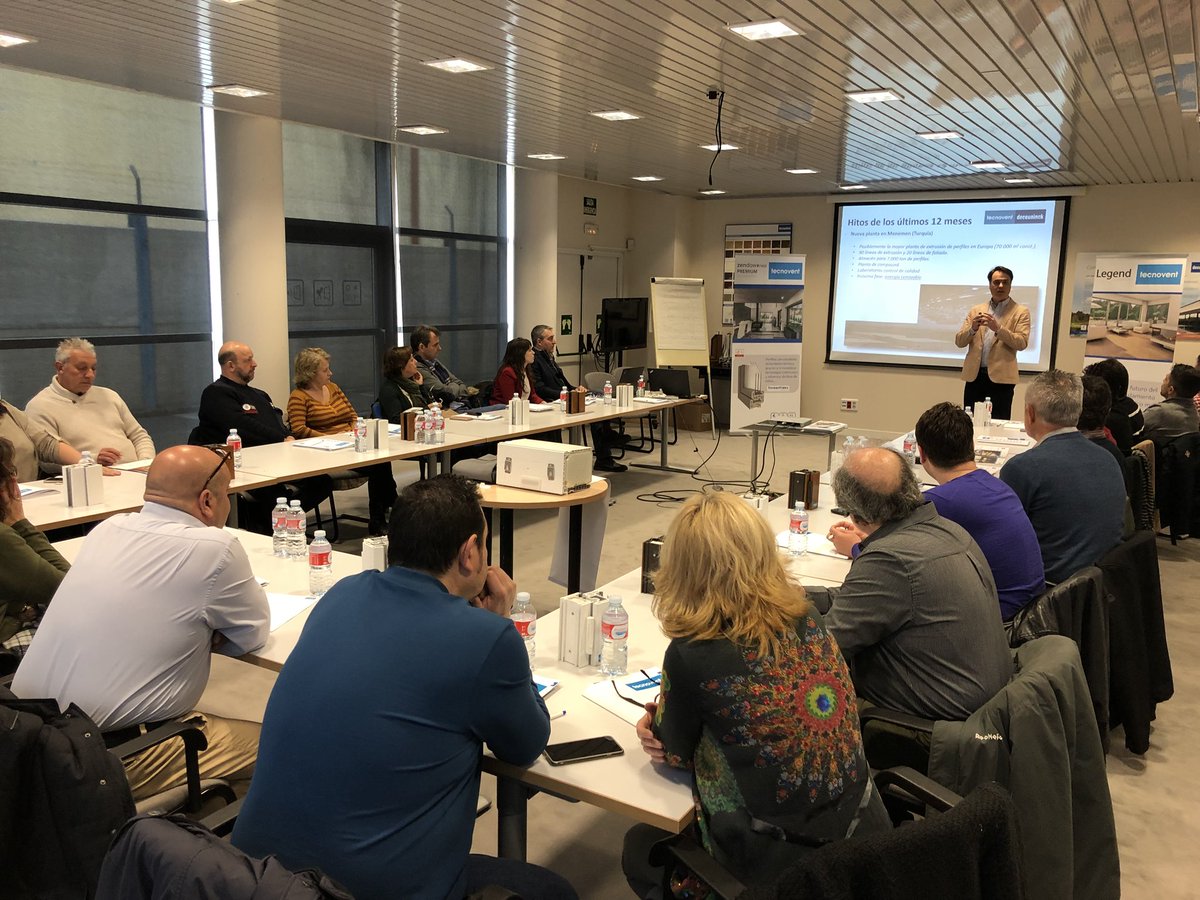 tecnovent1's tweet photo. Segundo día de nuestras “Jornadas de formación para Distribuidores tecnovent “
Formando profesionales 
#ventanasymuchomas #ventanasymuchomas #tecnovent #deceuninck #guprocomsa #guardian https://t.co/aBFdl8at9c