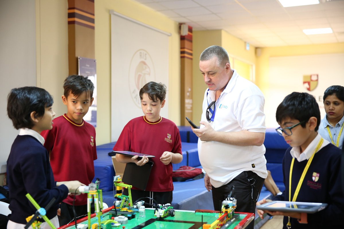 RafflesdxbPrim's tweet photo. RIS primary children showcased their tremendous ICT skills while competing in, and winning,  the HackOverflow competition. #teamwork #risinnovation #ricict @rafflesdxb https://t.co/AGy8cE6Krl