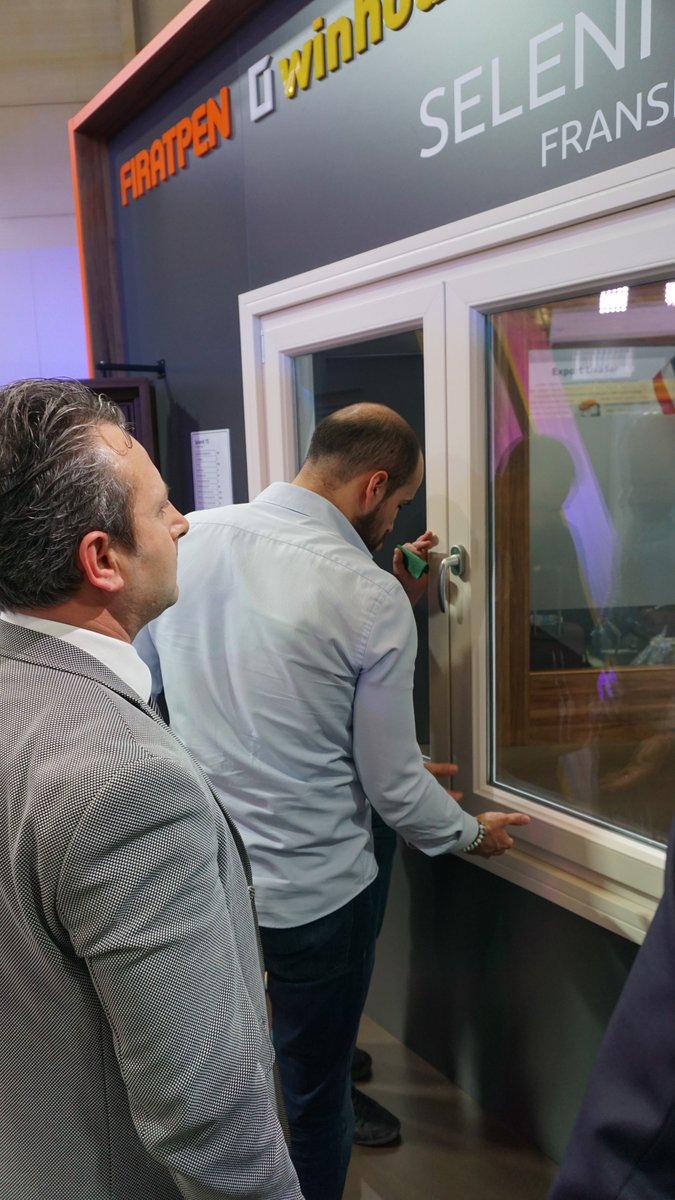 FiratpenTR's tweet image. Pencere Fuarının 2. günü. Yeni ürünlerimizle tanışmak için sizleri 8. Salon 801 no’lu standımıza bekliyoruz. 
#Tüyap #PencereFuarı #İstanbul #Türkiye