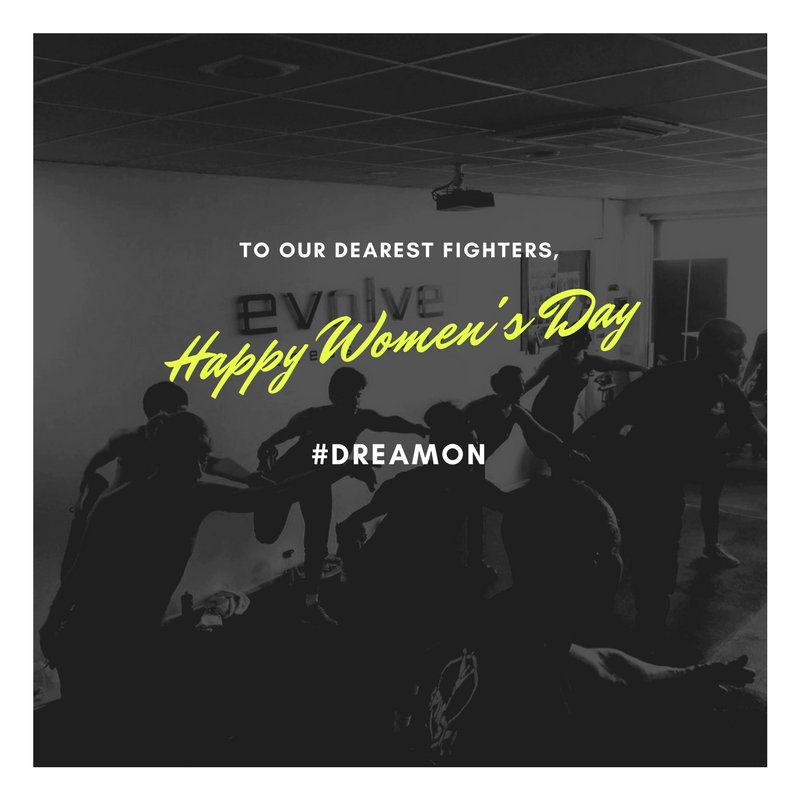 EFstudiolondon's tweet photo. Here's to the crazy ones - to the funny ones -  to the fighters .
#HappyWomensDay #London #TeamEvolve #Fitness https://t.co/CZvntIPe8U