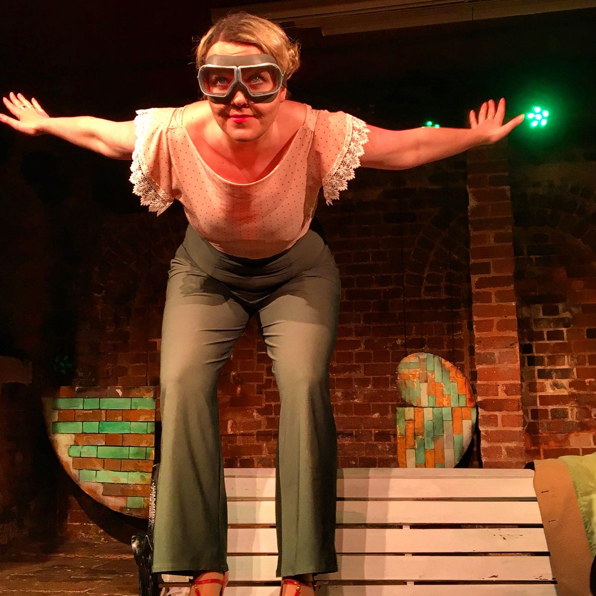 Happy #InternationalWomensDay to all those lovely ladies out there, especially my personal staff @mizbeck <a href="/Beccycd/">Rebecca Dunn</a> <a href="/WeAreFluff/">Fluff Productions</a> <a href="/_albertajones/">Alberta Jones</a> <a href="/KReinthaller/">K Reinthaller</a> @LuckyBertStudio Onwards to my @Artsreach tour! #womencentrestage #womenintheatre