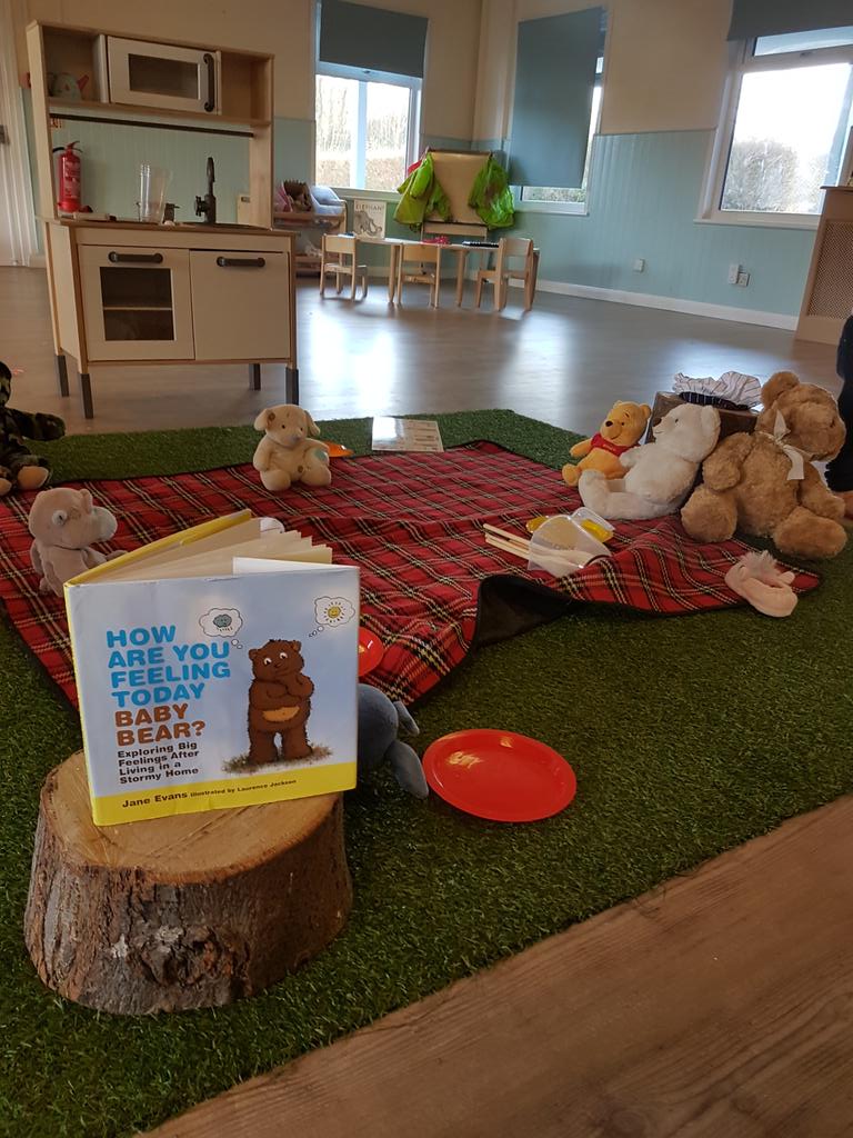 LullabyLaneMiln's tweet photo. All set for world book day #rescheduled lots of reading fun @LullabyLaneMiln today 😁😁 xx @NdnaScotland @lullabynursery @TIGERS_UK https://t.co/x5YSkw0kBt