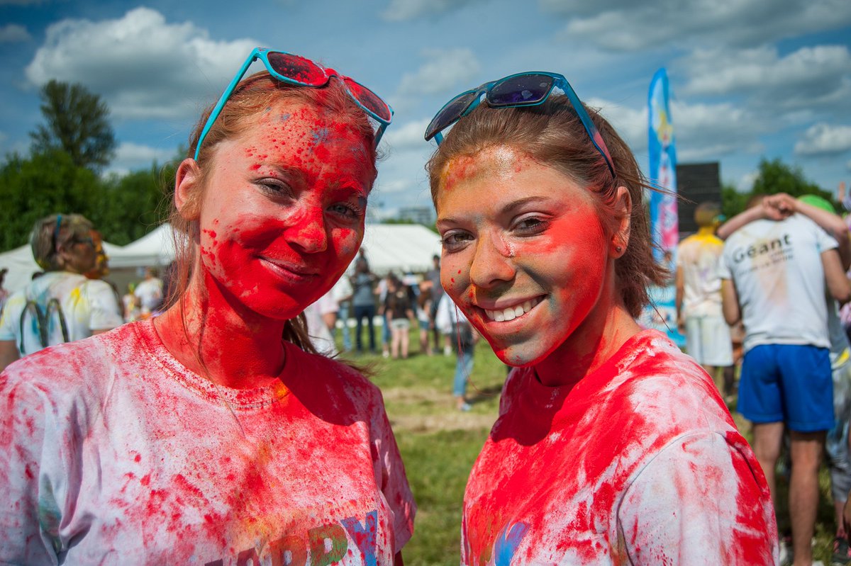 Happy Color Tours tweet media