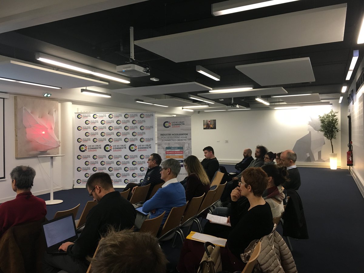 WeNetwork_'s tweet photo. #Techday | « La valeur de la donnée n’est pas la fin en soi pour l’#IoT. La #data n’est pas encore une ressource financière, en 2018 sur ce marché. » Aymeric Buthion #FranchTech #Retail #Business https://t.co/w4mWNQohY6