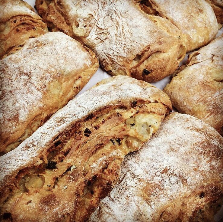 GrainStoreUK's tweet photo. Our bread supplier #thebreadfactory sure knows how to work that sourdough https://t.co/Yp8ZRB1O18