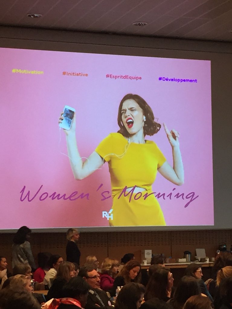 Flo_Estra tweet media