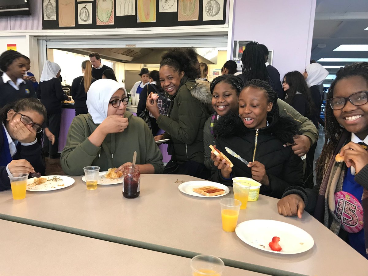 connaughtsfg's tweet photo. International Women's Day 2018 at Connaught begins with breakfast served by SLT! https://t.co/lAKyRwV0AW