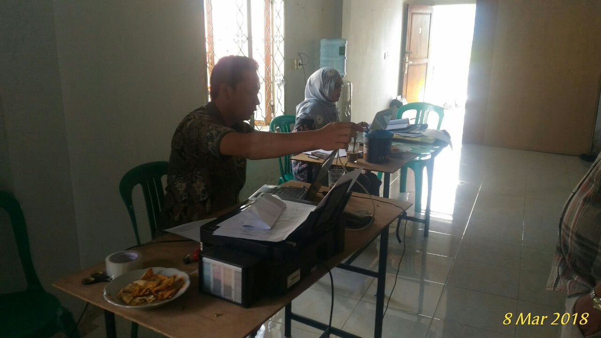 tppisungaipenuh's tweet photo. Penguatan dan penginputan SIPEDE 2015, 2016, 2017 #Prukades #sungai penuh @Jokowi @EkoSandjojo @anwsanusi @taufikmadjid71 @fachrilabalado @tppisungaipenuh https://t.co/I7zEkrlrBq