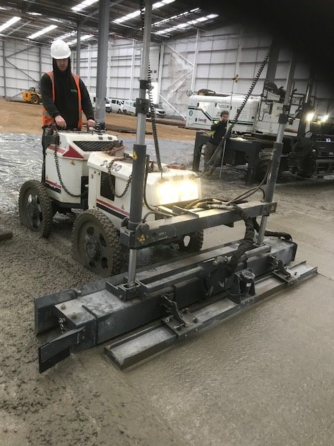 MalinFloors's tweet image. Trying our @Somero_Inc S-840 laser screed out at our @bandkbuild site in Barton Under Needwood. Opens up new techniques for a variety of slab options in the future. @GTCertification @DrillingService @AggregateUK @MultiquipUK