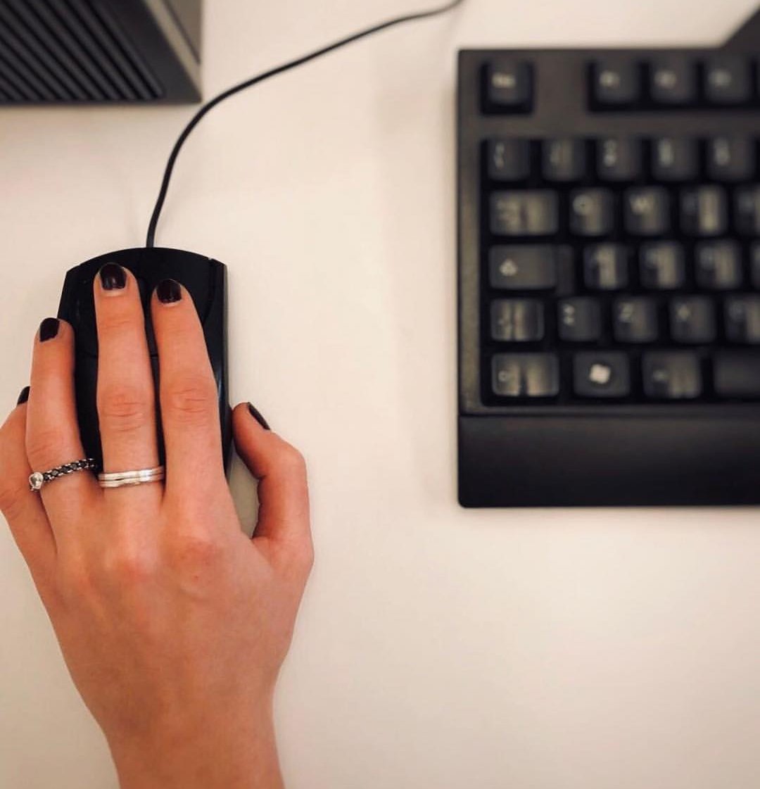 Le donne che hanno cambiato il mondo non hanno avuto bisogno di mostrare nulla se non la loro intelligenza - Rita Levi Montalcini #8marzo #FestadelleDonne #WomensDay