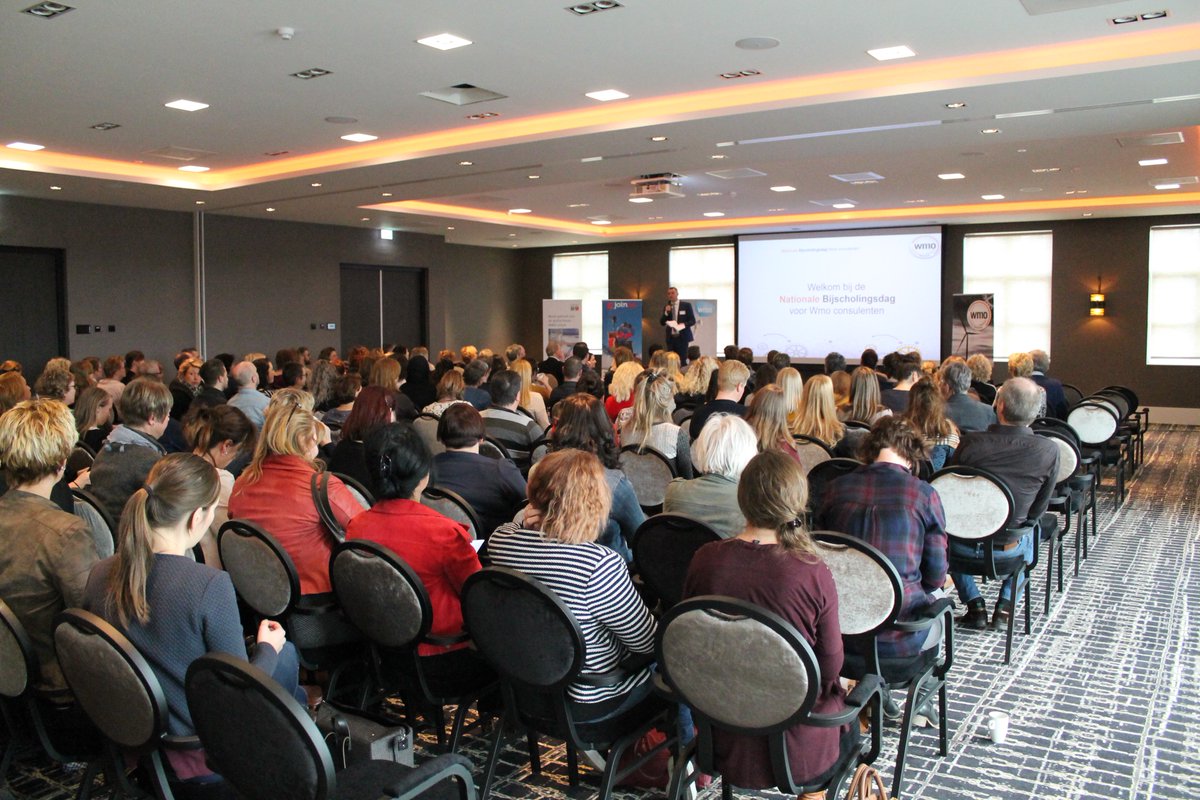 De Nationale Bijscholingsdag voor Wmo consulenten in Apeldoorn is van start gegaan. Wij wensen iedereen een inspirerende, leerzame en vooral leuke dag toe! Onze stand is te vinden in de foyer. Kom je vandaag ook langs om kennis te maken met ons brede opleidingsaanbod?
