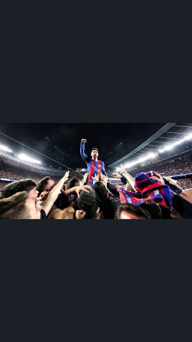 albertmiky's tweet photo. What a day, what a dream come true.. still amazing, incredible... #ayearago #LaRemontada #sergiroberto https://t.co/cKfvH8AhQy