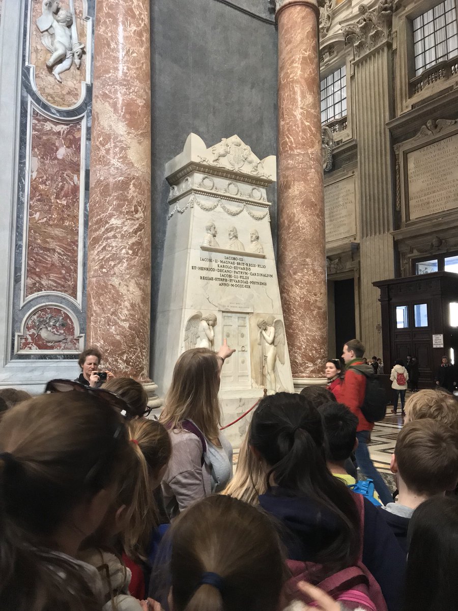 FettesPrepTrips's tweet photo. What an amazing place and the sun has decided to shine on us! #schooltrip #rome #Vatican https://t.co/CJIMAqESwZ