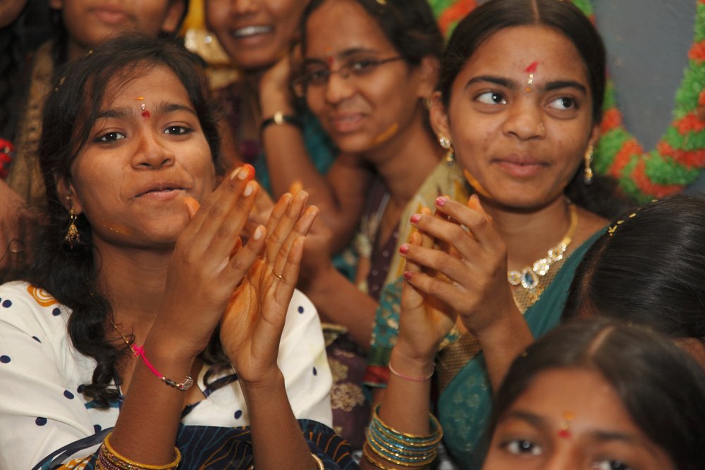 YoungLivesIndia's tweet photo. #Education can influence society at large to combat practices &amp; beliefs perpetuating #childmarriage. Girls completing sec.edn are most likely to escape #childmarriage. Therefore its imp to bring sec edn under the ambit of The Right of Children to free &amp; compulsary edn #IWD2018 https://t.co/ffEVkawQHI