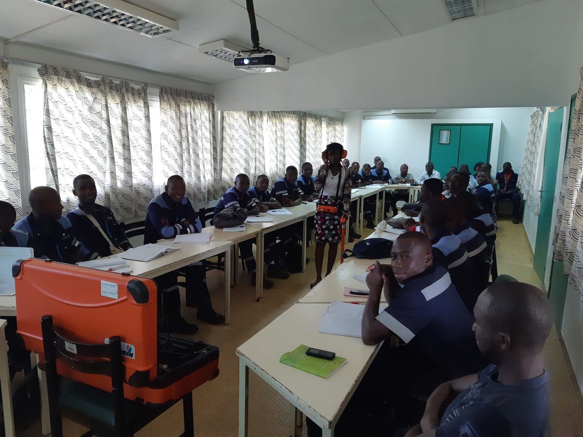 Axeau's tweet photo. @Axeau poursuit sa mission de création d'un service de recherche de fuites 💦 au sein de la @SODECIofficiel en Côté d'Ivoire 🇨🇮
https://t.co/4xyvKq9ACj https://t.co/Atdaf3LZgl