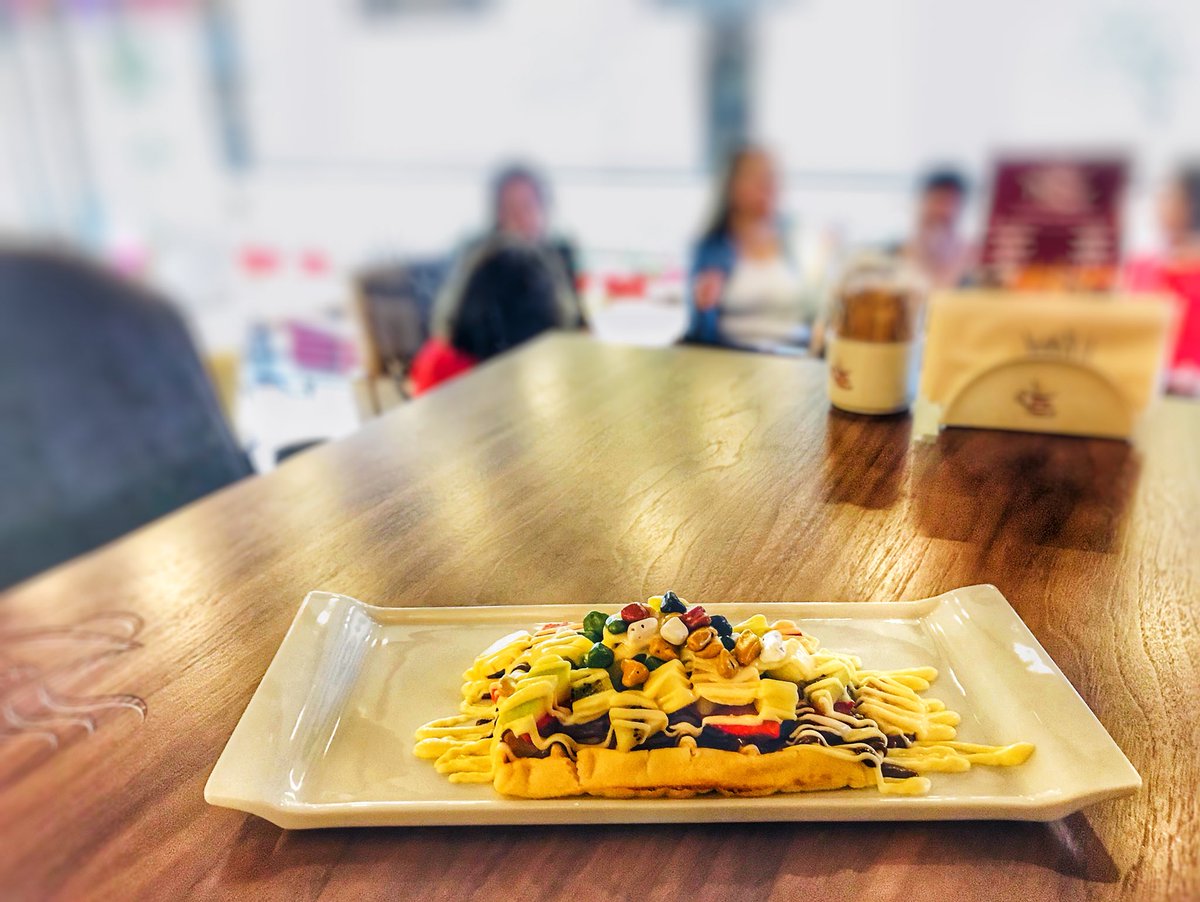 ktiryakisiadana's tweet photo. Beyaz Çikolatalı Waffle 😋
#Waffle #AdanaWaffle #Immm #Meyve #DrajeÇikolata #LezzetliSunumlar #Lezzetlerimiz #WaffleKeyfi #BeyazÇikolata #WaffleZamanı #Adana #TurgutÖzal https://t.co/JWf9p2SPaP