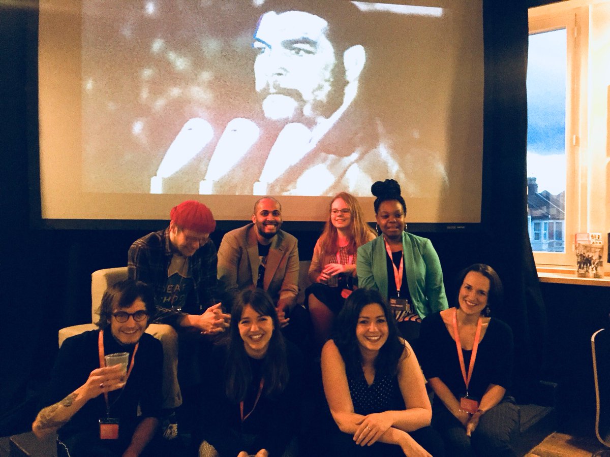 AilieDebonnaire's tweet photo. #ypREACT @tftheatres was POPPING last night. Thanks to this team of lush #YoungProducers who aced it. #participation #theatre #bristol https://t.co/KWhQPv8Z2d