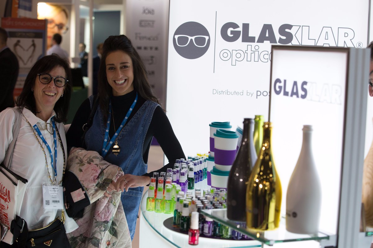 100Optical's tweet image. Happy #internationalwomensday2018 from #100optical team. Remembering happy moments from this years show. 

#IWD2018