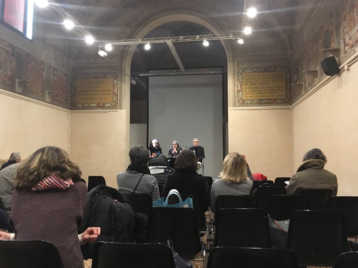 AmaMusei's tweet photo. Conferenza stampa presentazione #mostra RITRATTI DI FAMIGLIA presso Museo Archeologico Bologna. https://t.co/thdUBgIxoR