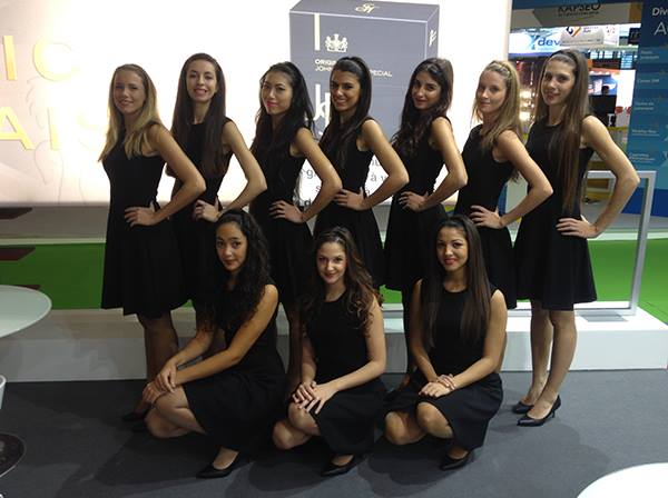 allure_hotesses's tweet photo. [Journée de la femme🙋🏼] À l'occasion de cette journée, on souhaitait mettre en avant nos hôtesses et leur dire merci merci &amp; merci 😍 #journeedesfemmes #Event #Accueil #Mission #Hôtesses #Hôtes https://t.co/eCUDXr2aKu