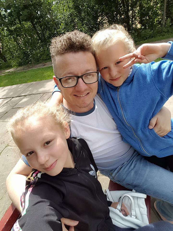 Baltic_Chris's tweet photo. As a father of two beautiful girls, It is my duty to teach them that everyday is women's day. 

They choose their own paths in life, they can reach the stars if they wish and to never let anyone tell them any different. 

#IWD2018 https://t.co/VvR8z57RAR