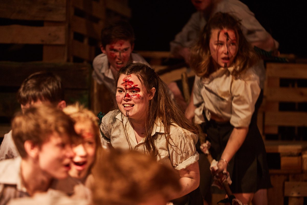 DStringerDRAMA's tweet photo. #internationalwomensday2018 
Too many wonderful women actors for one post...
@DorothyStringer @miss_k_poole @liz_uren 
#T&amp;Y #DipYourToe #DSLOTF https://t.co/9kLdirjh8C