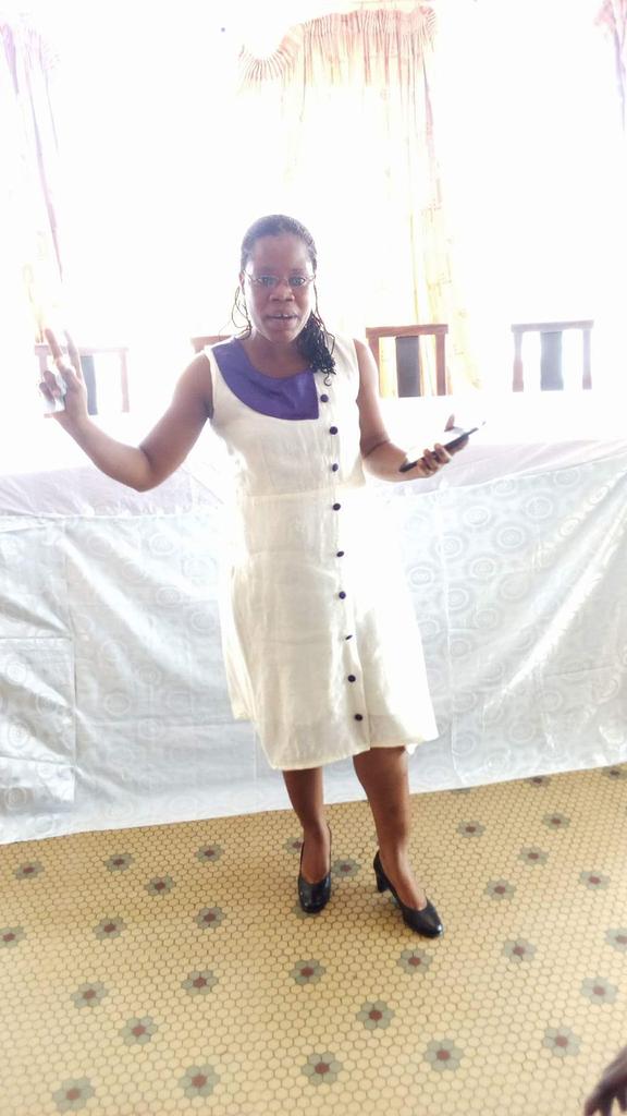 Matheiho67's tweet photo. L'orateur de la #JIF2018 Madame Bella VENDREDY communique autour d'un THEME: L'ENGAGEMENT FÉMININ. Portant une information sur le rôle des citoyens pour le développement communautaire @orificegrp @WAYLSBENIN2015 https://t.co/IQo6ZcYRyx
