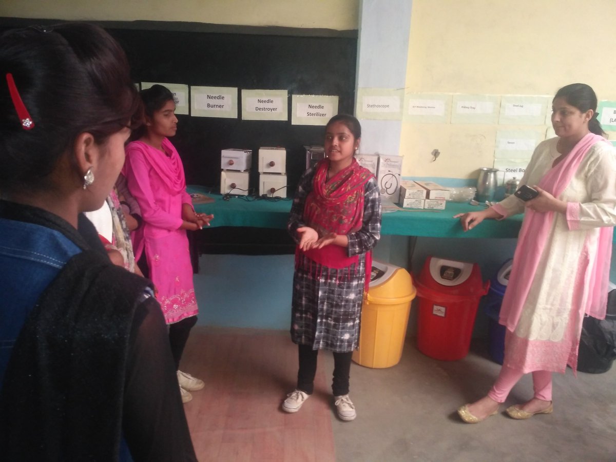 skill_anand's tweet image. Overview of students in G.D.A Lab by Dr. Chitra Gupta(Gyne)