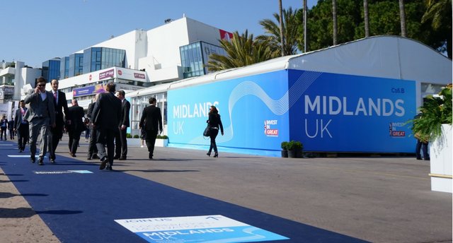StokeStaffsLEP's tweet photo. We're promoting #StokeonTrent &amp; #Staffordshire as a great place to invest and do business at #MIPIM2018 next week https://t.co/L3IdxNpxyP https://t.co/qFlyoQPcBz