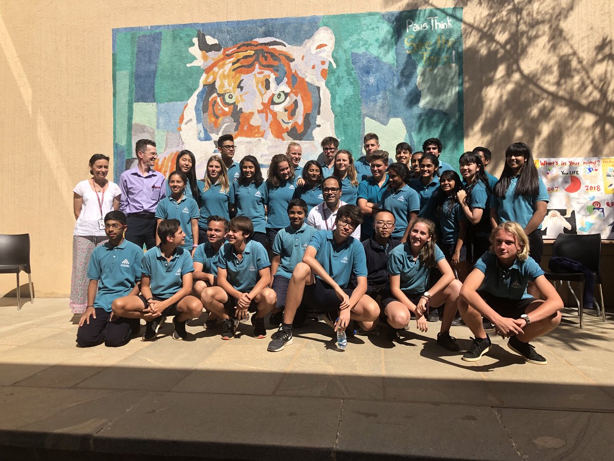 SIS_secondary's tweet image. Congratulations to the M5’s on a successful completion of their @ibmyp #personalprojects  #sislearns