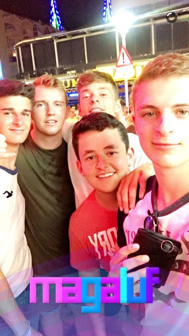 GeorgeDavid99's tweet photo. Happy Birthday Steff pal, have a good one! See you over Easter mate x 🎉 @barnzey99 https://t.co/emwD7EhodT