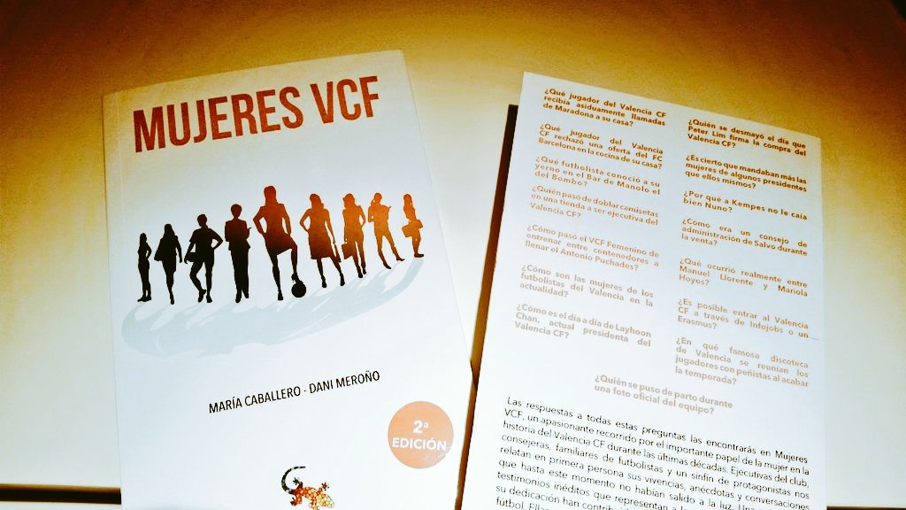 MujeresVcf's tweet photo. Las mujeres son la base de todo: de la familia, de la economía, de las empresas...y también de los clubes. Sobre todo de uno tan grande como es el Valencia CF. Mientras que en el VCF y su entorno haya machismo, este libro seguirá saliendo a la calle para luchar contra ello. AMUNT https://t.co/KlEWvsabS4