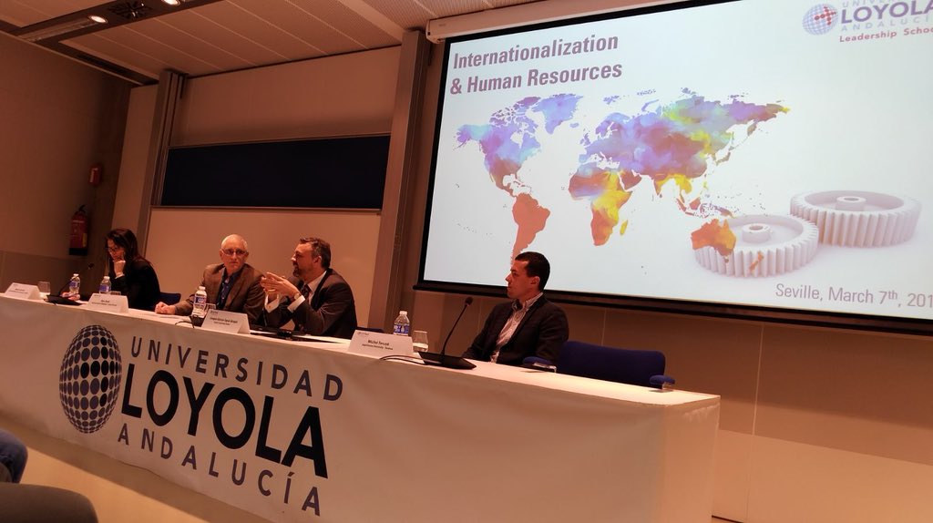 JGTAPIAL's tweet photo. Anoche tuve la suerte de compartir mesa y experiencias con los prof. Daniela Corsaro (@uniiulm), Michal Turczyk (@sghwarsaw) y Dow Scott (@LoyolaQuinlan) que están esta semana con los alumnos de @LoyolaLS #MBA #MUDF #MUDPGT #MUMK #internationalizationathome https://t.co/6xq4PLJXDe